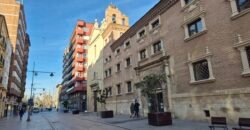 Piso único con terraza y galeria en sitio ideal