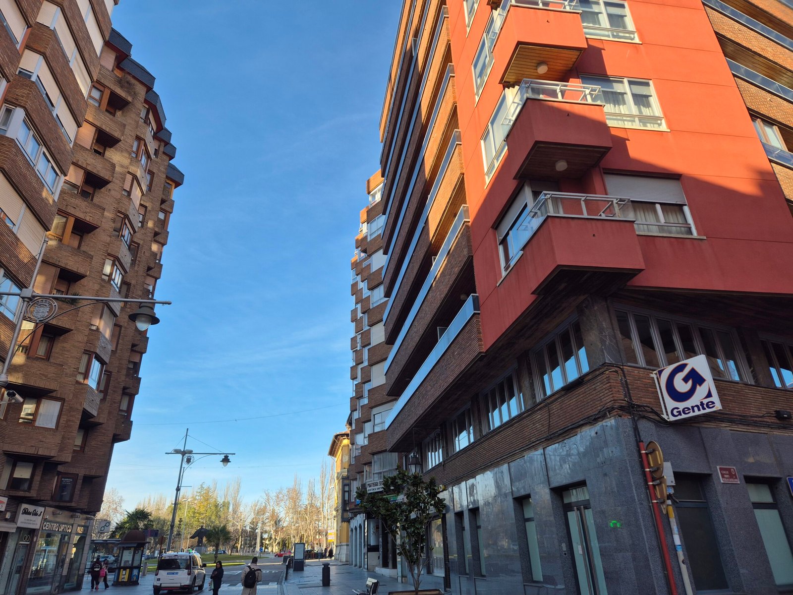 Piso único con terraza y galeria en sitio ideal