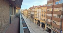 Piso único con terraza y galeria en sitio ideal