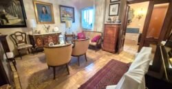 Piso único con terraza y galeria en sitio ideal