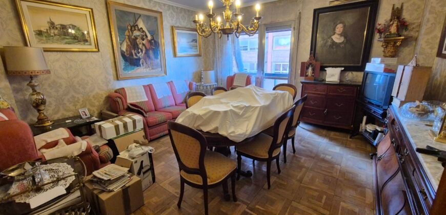 Piso único con terraza y galeria en sitio ideal