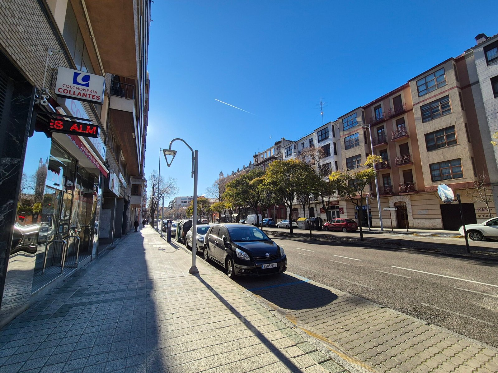 Maravilloso piso con terraza y tres dormitorios