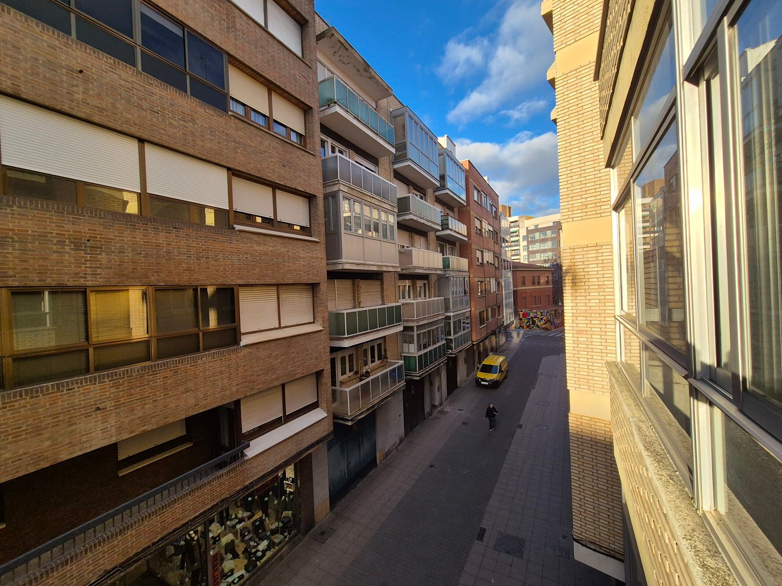 Piso céntrico con terraza y cuatro dormitorios