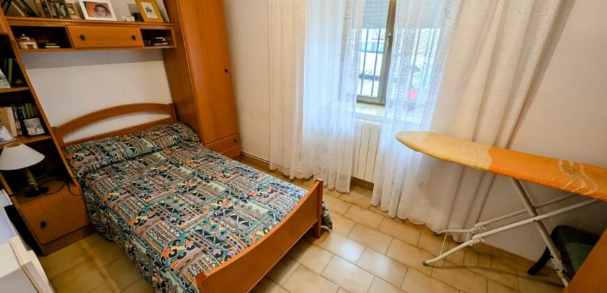 Casa de SEIS dormitorios y patio en Piña de Campos