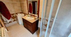 Casa de SEIS dormitorios y patio en Piña de Campos