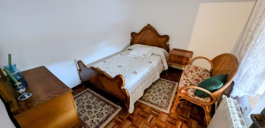 Casa de SEIS dormitorios y patio en Piña de Campos