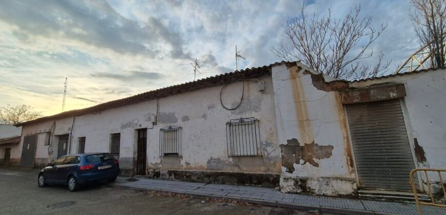 pack de de dos chalets adosados para reformar