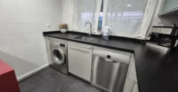 Chalet pareado de tres plantas con garaje y trastero