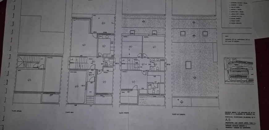 Chalet pareado de tres plantas con garaje y trastero