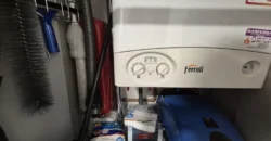 Chalet pareado de tres plantas con garaje y trastero