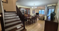 Chalet pareado de tres plantas con garaje y trastero