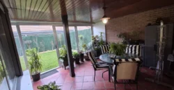 Chalet pareado de tres plantas con garaje y trastero