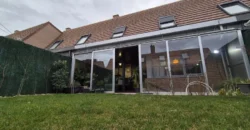 Chalet pareado de tres plantas con garaje y trastero