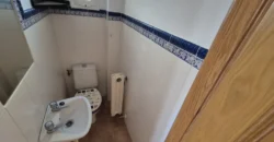 Chalet pareado de tres habitaciones y tres baños