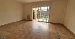 Chalet pareado de tres habitaciones y tres baños