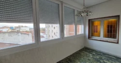 Piso céntrico en Palencia de cuatro habitaciones y dos baños