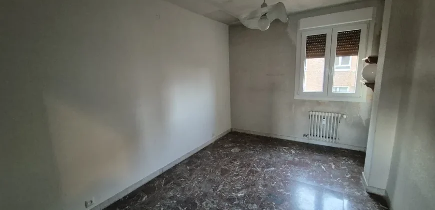 Piso céntrico en Palencia de cuatro habitaciones y dos baños