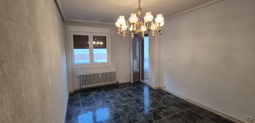 Piso céntrico en Palencia de cuatro habitaciones y dos baños