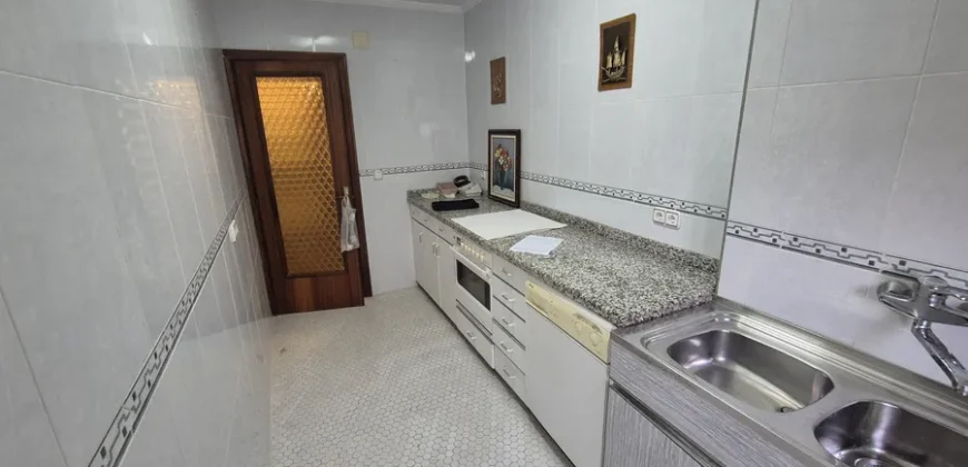 Piso céntrico en Palencia de cuatro habitaciones y dos baños