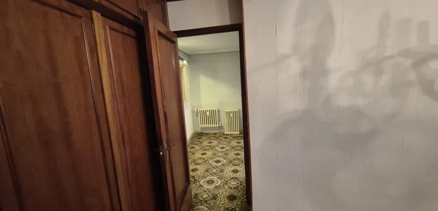 Piso céntrico en Palencia de cuatro habitaciones y dos baños