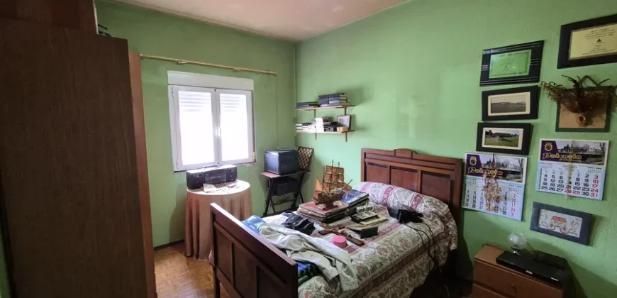 Piso céntrico en Palencia de tres habitaciones y terraza