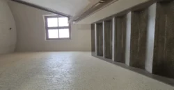 Piso céntrico en Palencia de tres habitaciones y terraza