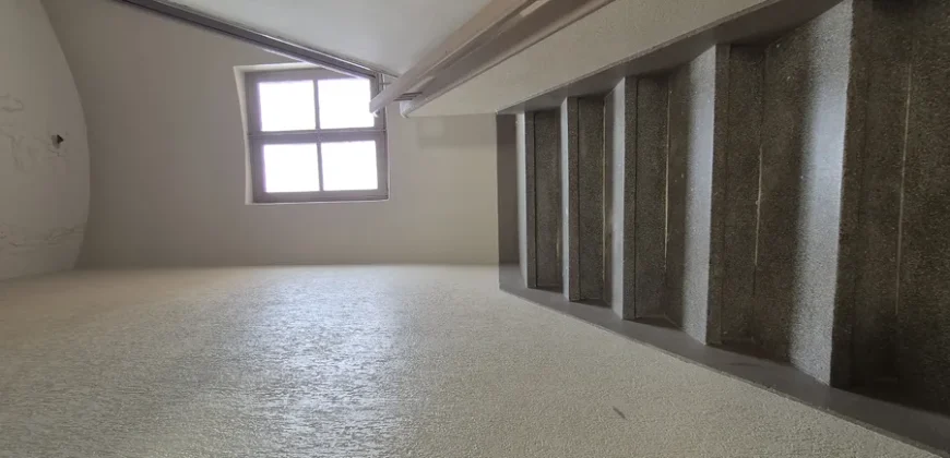 Piso céntrico en Palencia de tres habitaciones y terraza