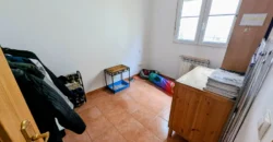 Chalet adosado en venta en Magaz con cuatro habitaciones y tres baños