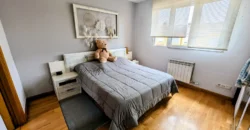 Chalet adosado en venta en Magaz con cuatro habitaciones y tres baños