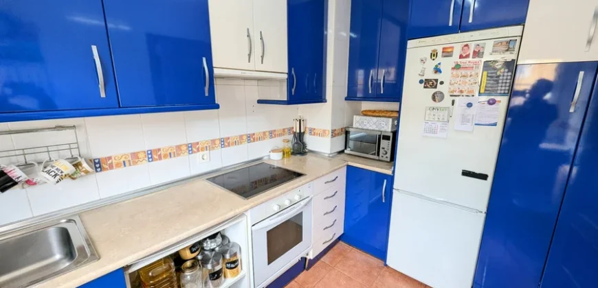 Chalet adosado en venta en Magaz con cuatro habitaciones y tres baños