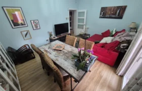 Piso en el centro de Palencia de cuatro habitaciones con terraza