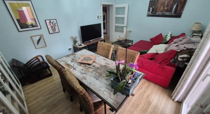 Piso en el centro de Palencia de cuatro habitaciones con terraza