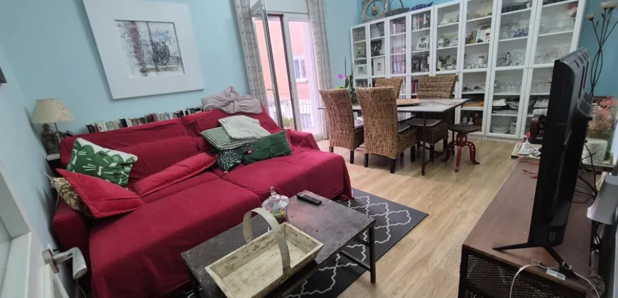 Piso en el centro de Palencia de cuatro habitaciones con terraza