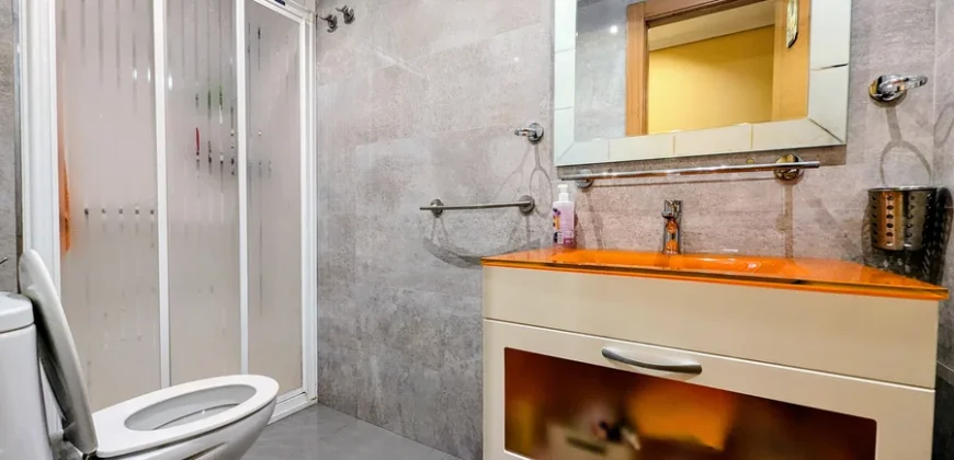 Piso en Palencia de cuatro habitaciones y dos baños