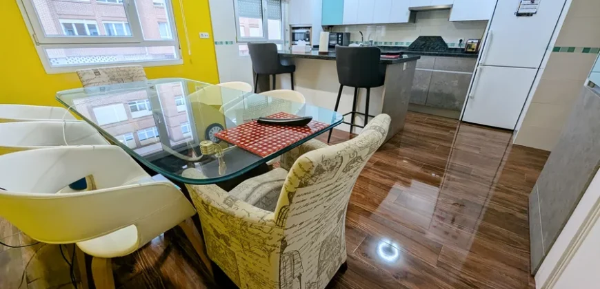 Piso en Palencia de cuatro habitaciones y dos baños