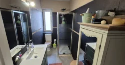 Piso en el centro de Palencia de cuatro habitaciones con terraza