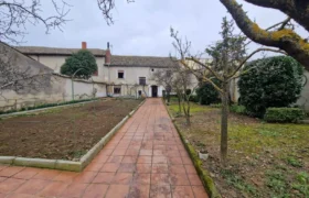 Casa en pueblo al lado de Osorno Palencia