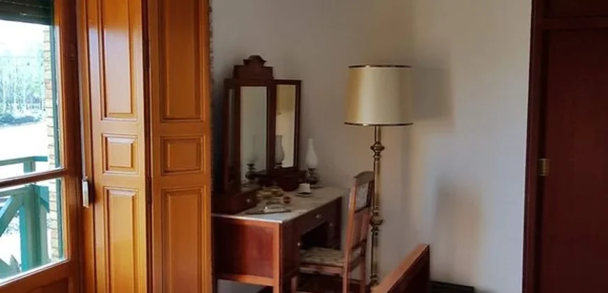 Casa independiente en venta en Fromista con 5 habitaciones