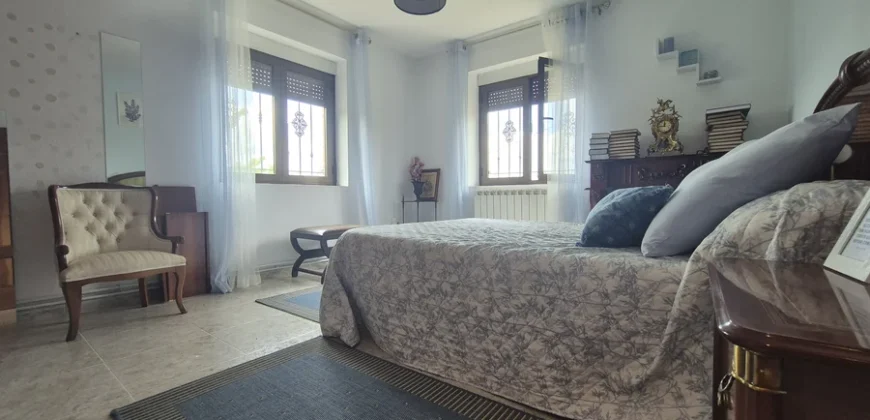 Chalet independiente en venta en Valle del Pisuerga