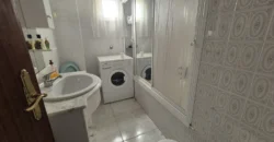 Pack de dos viviendas, bar, tres terrenos, garaje y merendero.