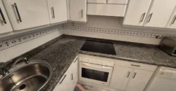 Pack de dos viviendas, bar, tres terrenos, garaje y merendero.