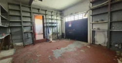 Pack de dos viviendas, bar, tres terrenos, garaje y merendero.