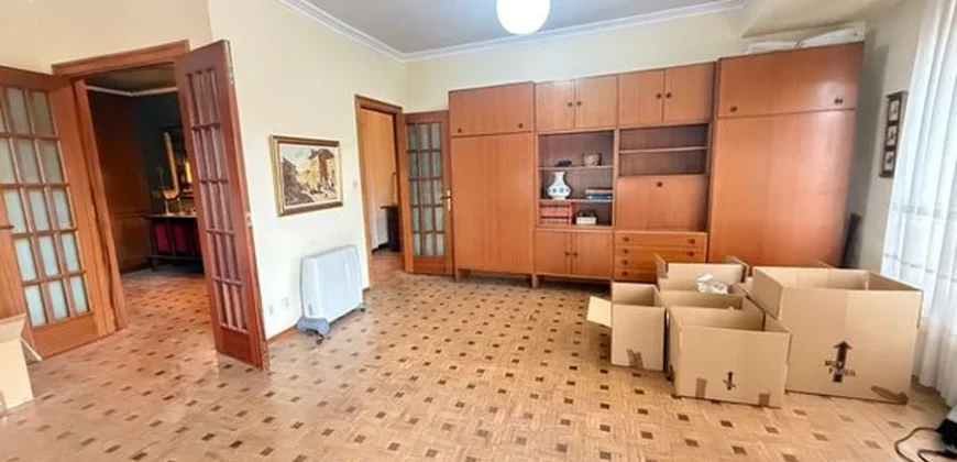 Piso en Palencia centro con terraza.