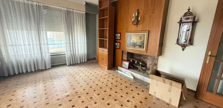 Piso en Palencia centro con terraza.