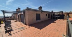 Ático en Palencia con terraza espectacular y 2 habitaciones