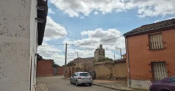 Casa de pueblo de cinco habitaciones para reformar Casa de pueblo de cinco habitaciones para reformar