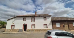 Casa de pueblo de cinco habitaciones para reformar Casa de pueblo de cinco habitaciones para reformar