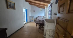 Casa de pueblo de cinco habitaciones para reformar Casa de pueblo de cinco habitaciones para reformar