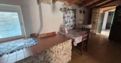 Casa de pueblo de cinco habitaciones para reformar Casa de pueblo de cinco habitaciones para reformar