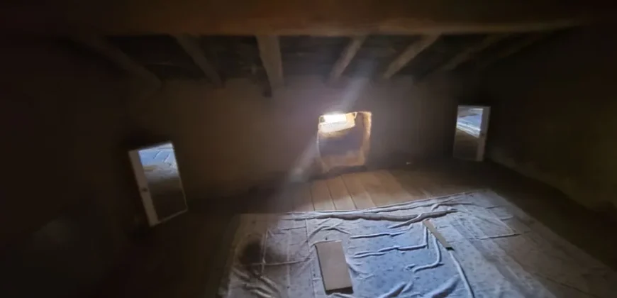 Casa de pueblo de cinco habitaciones para reformar